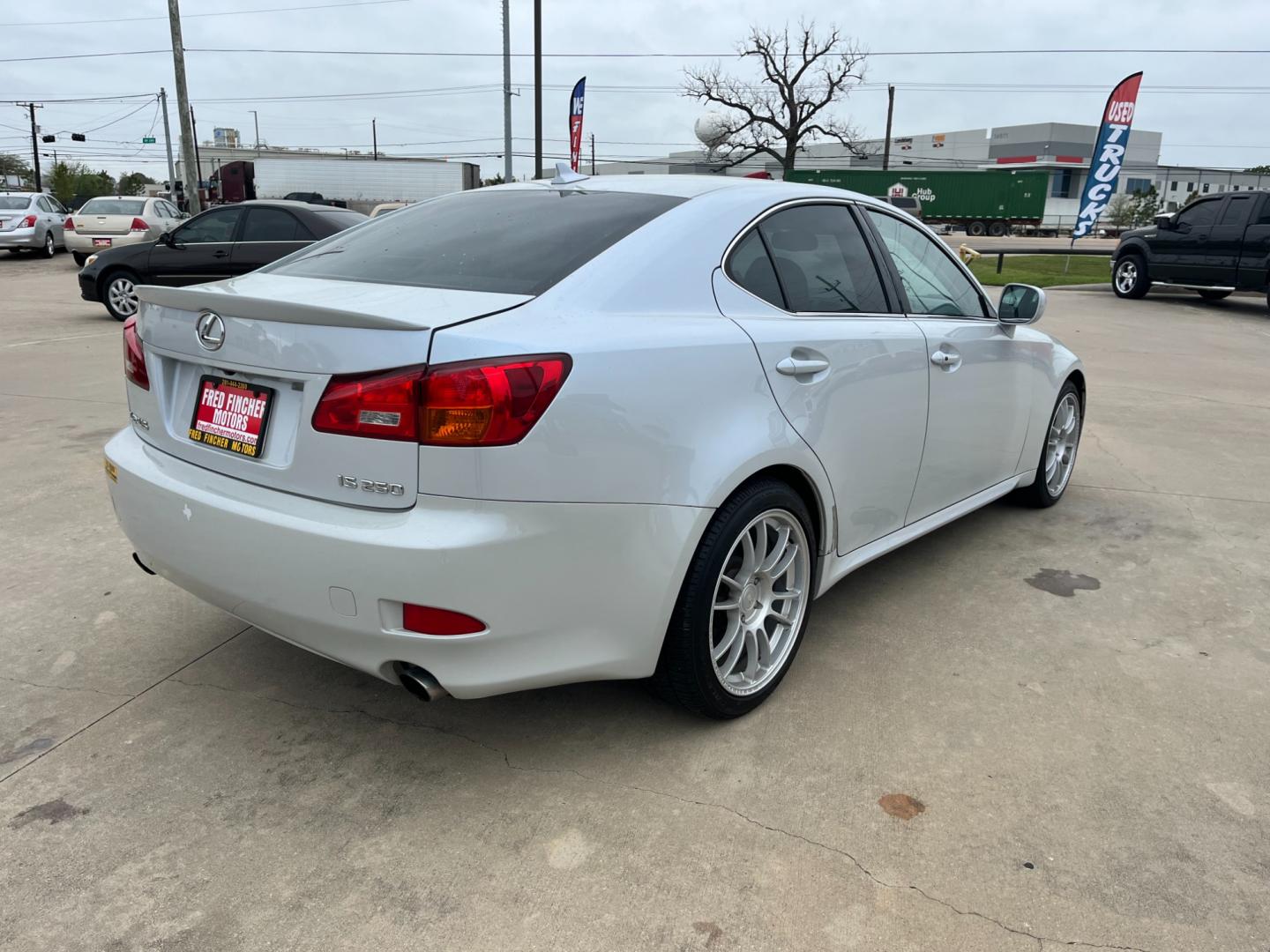 2008 white /TAN Lexus IS IS 250 6-Speed Manual (JTHBK262285) with an 2.5L V6 24V DOHC engine, 6-Speed Manual Overdrive transmission, located at 14700 Tomball Parkway 249, Houston, TX, 77086, (281) 444-2200, 29.928619, -95.504074 - Photo#6